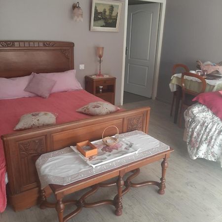 Chambre D Hotes Saint-Laurent-de-la-Barriere Eksteriør bilde